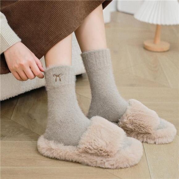 New 5 Pairs Fuzzy Soft Cozy Comfortable Socks for Women, Casual Sleep Comfy Sock - Picture 5 of 6